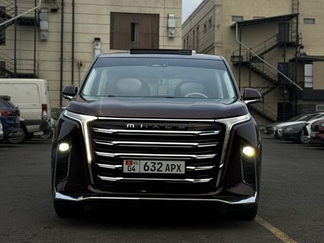 Toyota Alphard, 2024 — фото 2