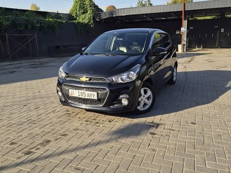 Chevrolet Spark, 2017 — 照片 1