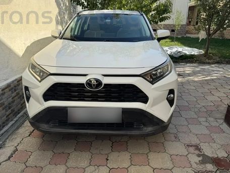 Toyota RAV4, 2018 — фото 1