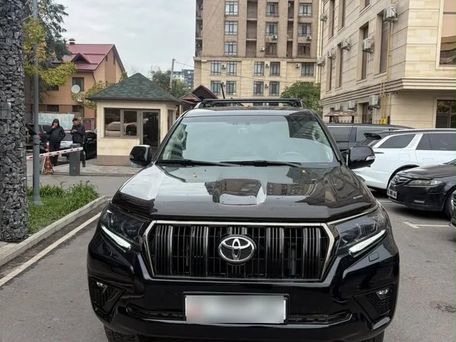 Toyota Land Cruiser Prado, 2022 — 照片 1