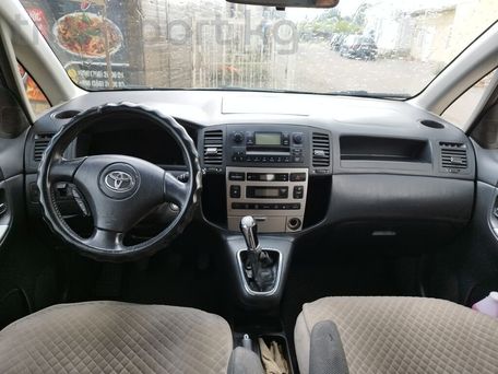 Toyota Corolla Verso, 2003 — photo 4