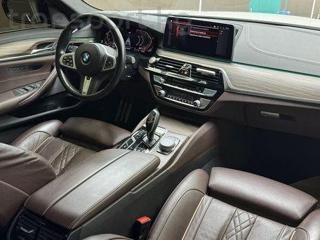 BMW 5 Series, 2021 — photo 11