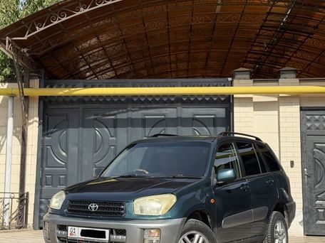 Toyota RAV4, 2002 — фото 1