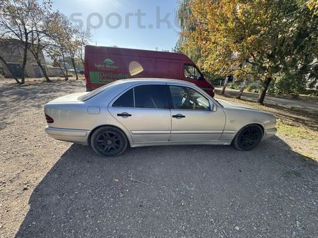 Mercedes-Benz E-Класс, 1997 — сүрөт 4