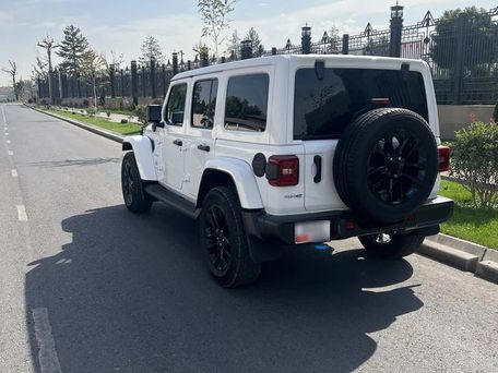 Jeep Wrangler, 2022 — 照片 3