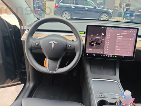 Tesla Model Y, 2022 — photo 7