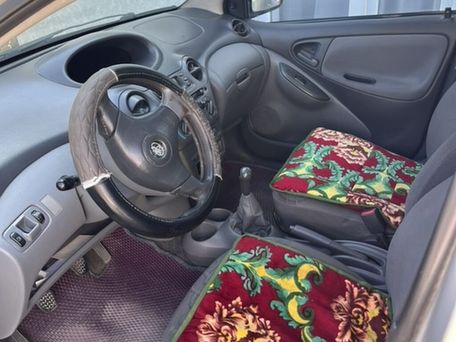 Toyota Yaris, 2000 — photo 4