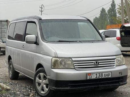 Honda Stepwgn, 2001