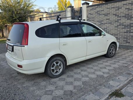 Honda Stream, 2003 — 照片 2