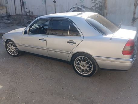 Mercedes-Benz E-Класс, 1994 — 照片 3