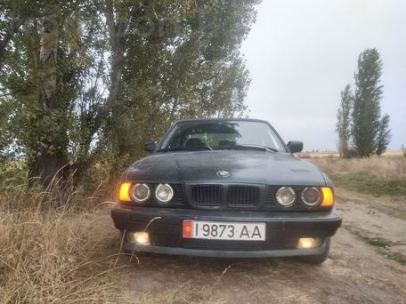 BMW 5 серии, 1988 — сүрөт 10