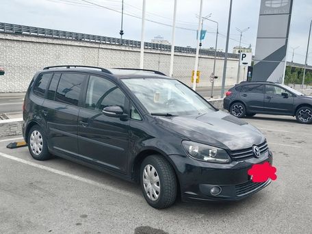 Volkswagen Touran, 2012 — 照片 2