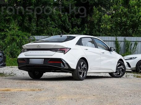 Hyundai Elantra, 2023 — фото 3
