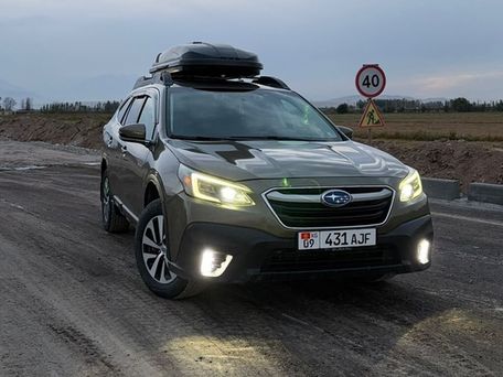 Subaru Outback, 2020 — фото 1