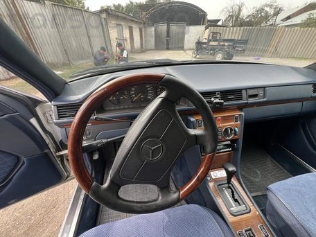 Mercedes-Benz W124, 1991 — сүрөт 10