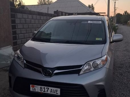 Toyota Sienna, 2019 — сүрөт 3