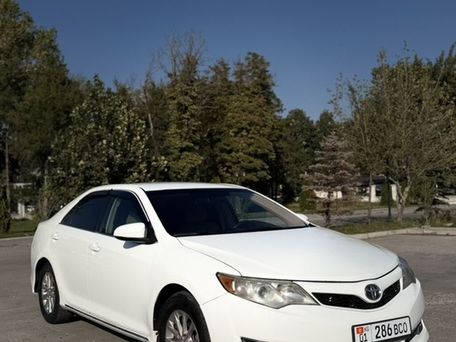 Toyota Camry, 2013 — фото 1
