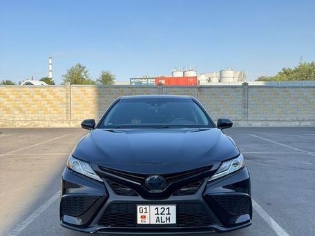 Toyota Camry, 2018 — сүрөт 1
