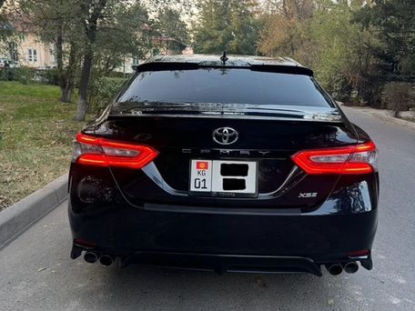 Toyota Camry, 2019 — 照片 8