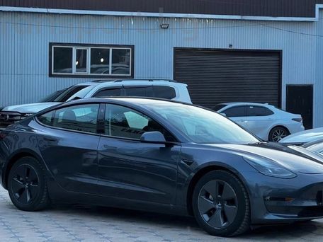 Tesla Model 3, 2023 — фото 4