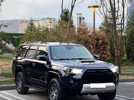 Toyota 4Runner, 2020 — фото 2