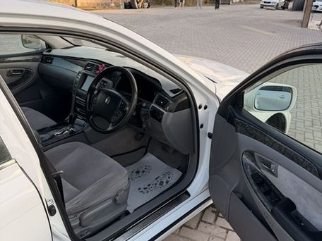 Toyota Crown, 2005 — сүрөт 11