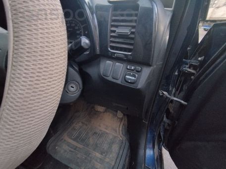 Toyota Wish, 2003 — сүрөт 10