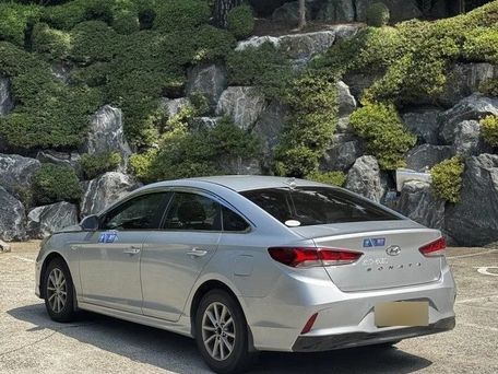 Hyundai Sonata, 2023 — фото 8