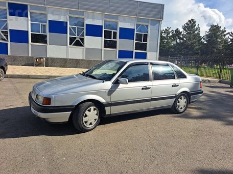 Volkswagen Passat, 1989 — 照片 7