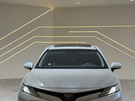 Toyota Camry, 2017 — фото 2