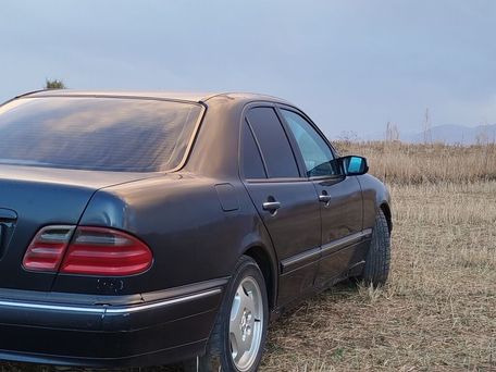 Mercedes-Benz E-Class, 2000 — photo 4