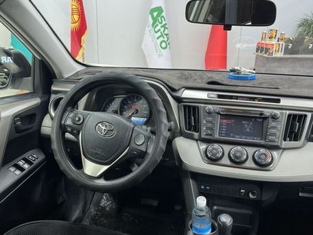 Toyota RAV4, 2015 — фото 5