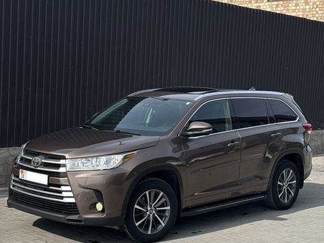 Toyota Highlander, 2018 — фото 1
