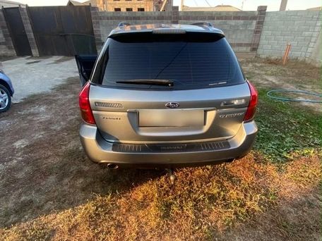 Subaru Outback, 2006 — 照片 1