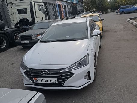 Hyundai Avante, 2019 — 照片 1