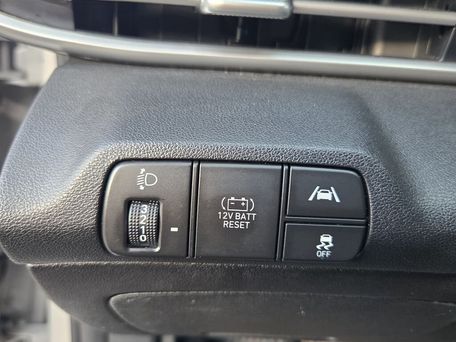 Hyundai Avante, 2022 — photo 11