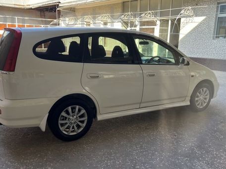 Honda Stream, 2000 — photo 3