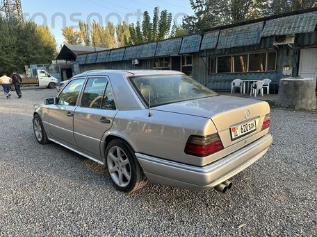 Mercedes-Benz E-Класс, 1993 — фото 3