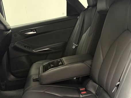 Toyota Avalon, 2018 — сүрөт 11