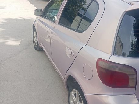 Toyota Vitz, 2000 — 照片 6