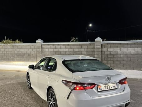 Toyota Camry, 2023