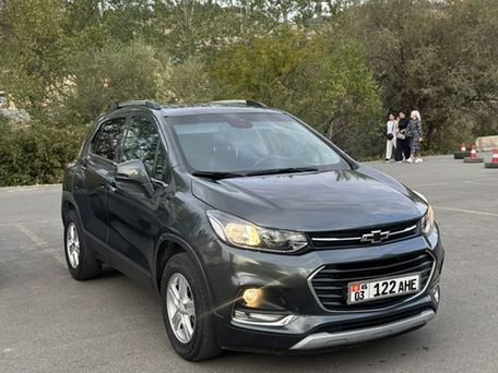 Chevrolet Tracker, 2017 — фото 1