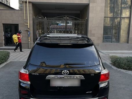 Toyota Highlander, 2010 — photo 6