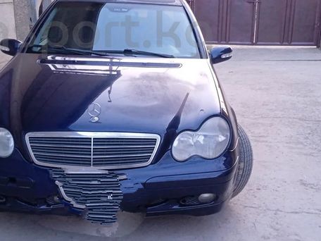 Mercedes-Benz C-Класс, 2001 — 照片 1