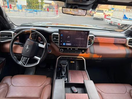 Toyota Tundra, 2023 — photo 5