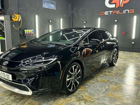 Toyota Prius, 2023 — фото 1