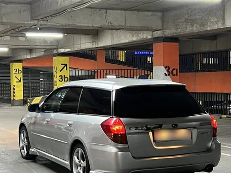 Subaru Legacy, 2004 — 照片 4