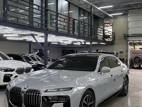 BMW 7 серии, 2023 — фото 2