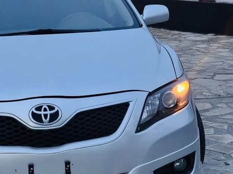 Toyota Camry, 2010 — фото 4