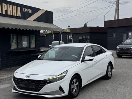Hyundai Avante, 2020 — photo 1